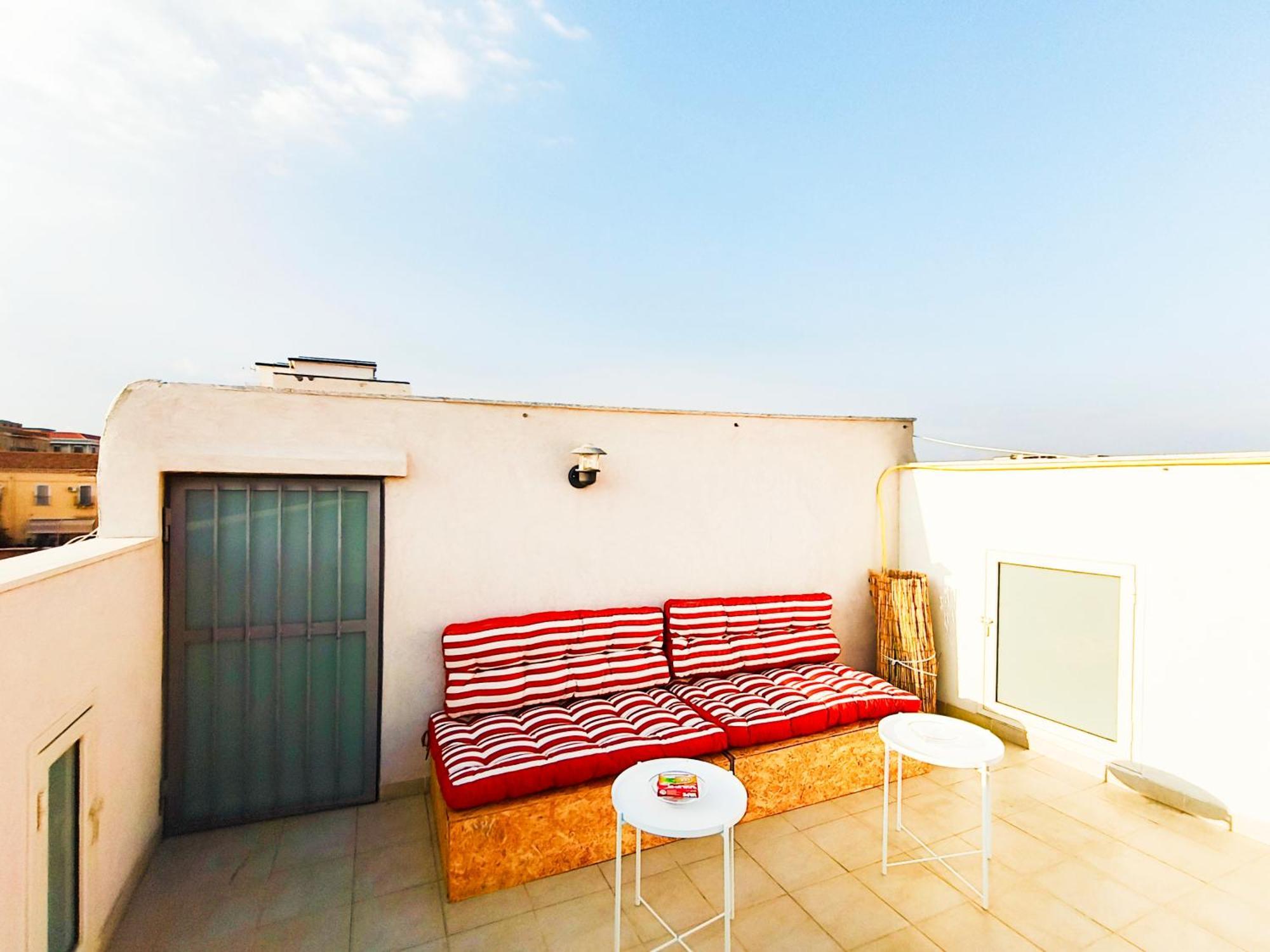 Attico Con Terrazzo Al Centro Storico Di Apartment *